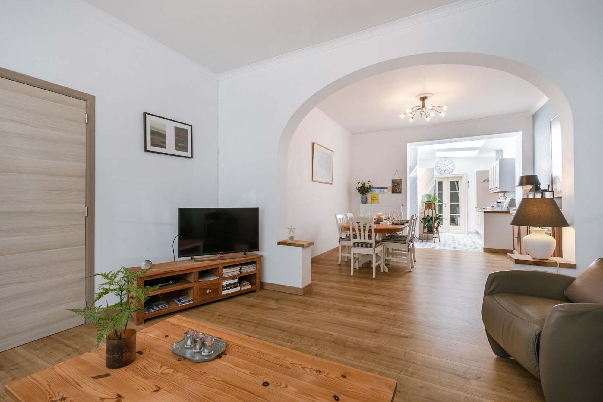 Huswell - Spacious With Terrace, Pets Are Welcome